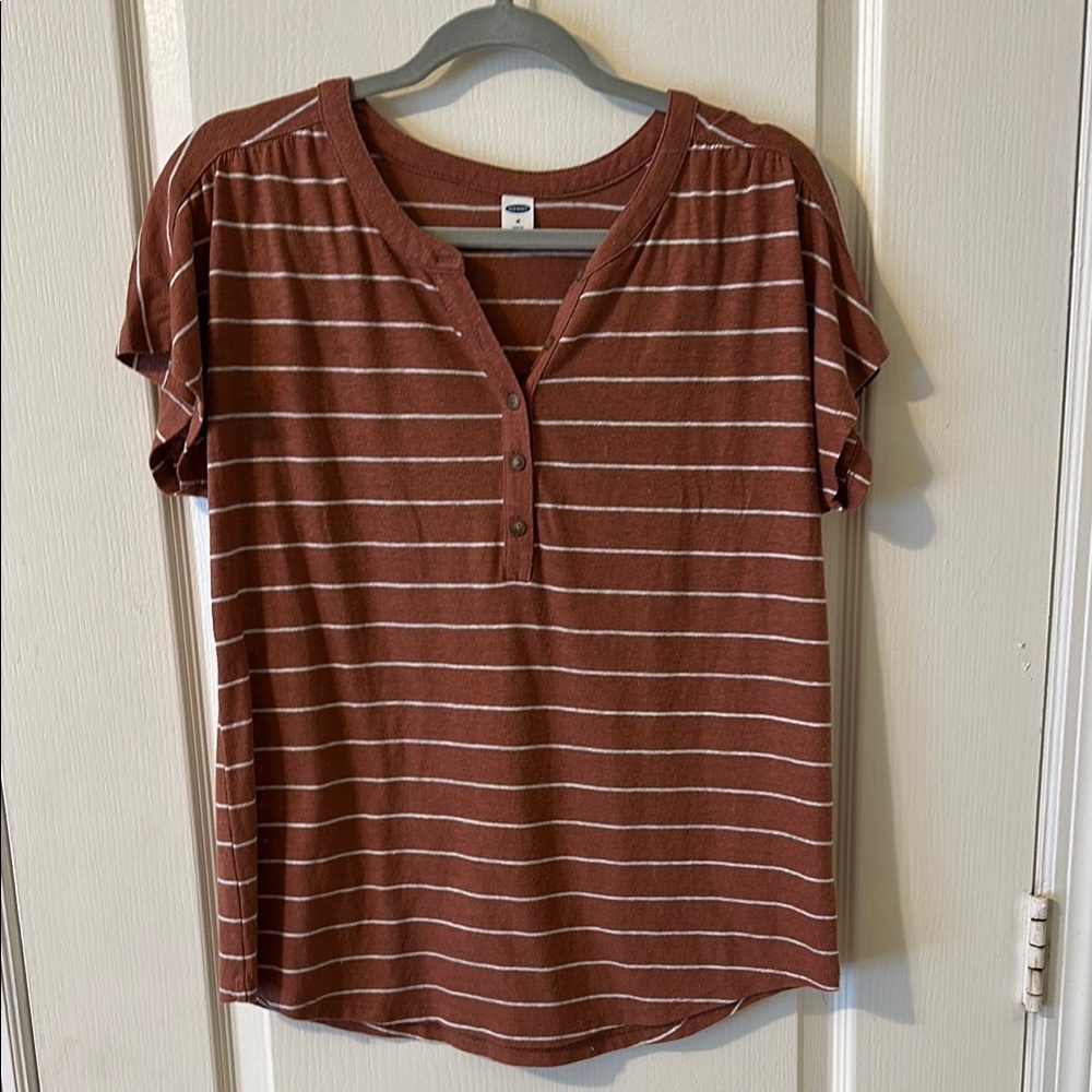 Old Navy Salmon Rust Pink T-Shirt Short Sleeve Relaxed Fit Medium